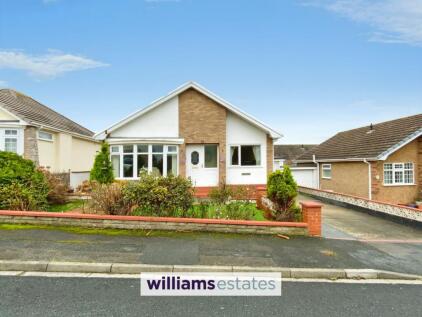 Ffordd Cae Glas, Rhuddlan, LL18