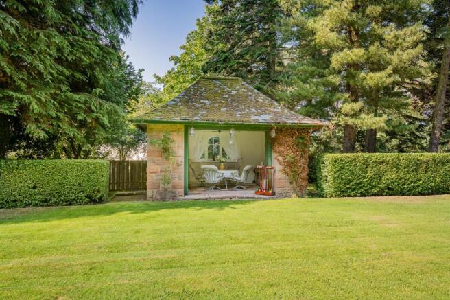 Garden, The Burrells