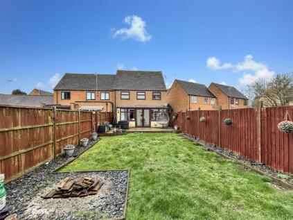 St. Georges Close, Moreton-In-Marsh