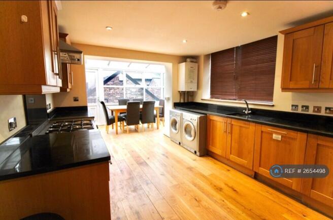 Huge Breakfast Kitchen With Conservatory