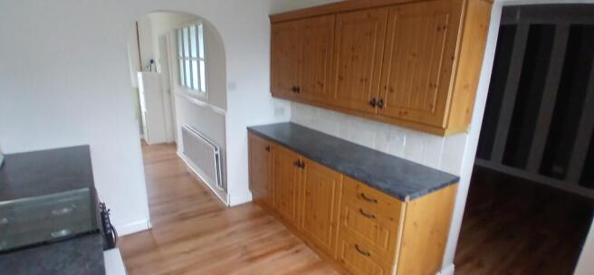 3 bed Terraced to rent Image 6