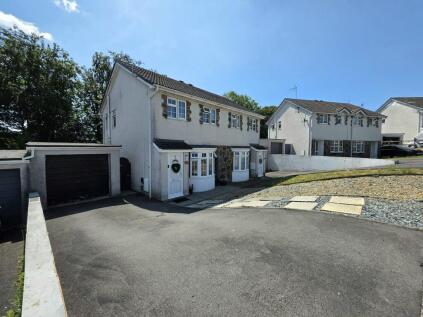 Ty Gwyn Drive, Brackla, CF31