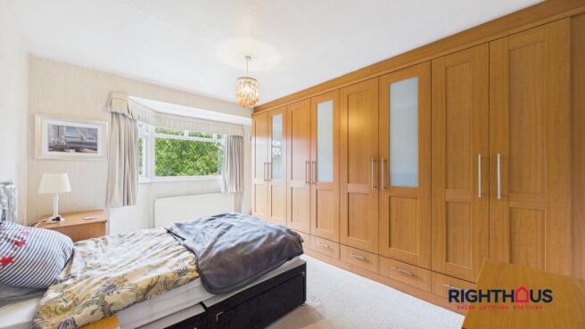 3 bed Semi-Detached to rent Image 4