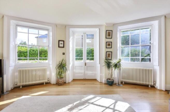 Sitting room 3
