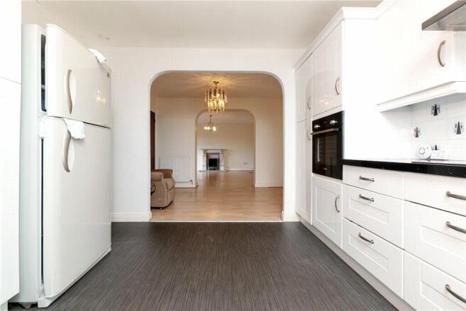 Kitchen/Dining Area