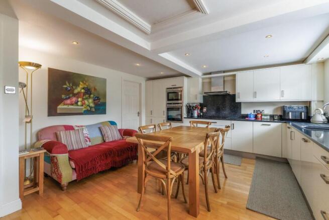 87744_The Old Forge 13 Guilder Lane(13).jpg