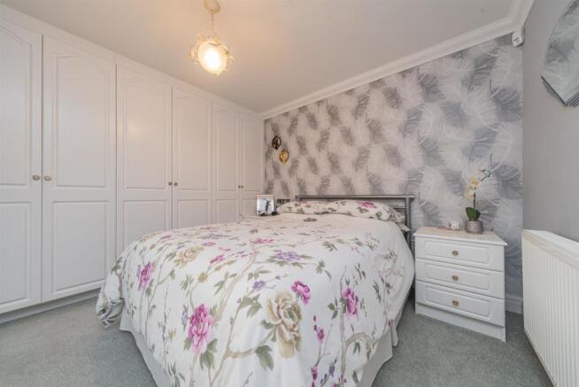 BEDROOM 2: