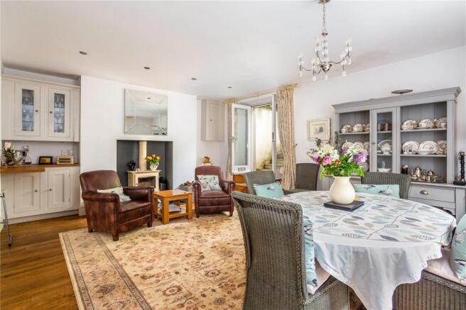 Living/Dining Room