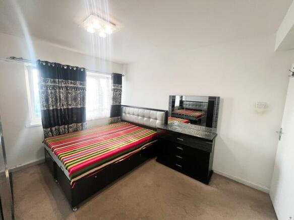 Beehive Court IG1