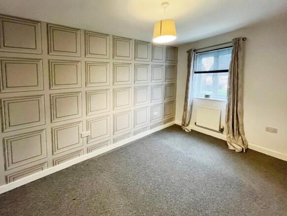 3 bed Terraced to rent Image 4