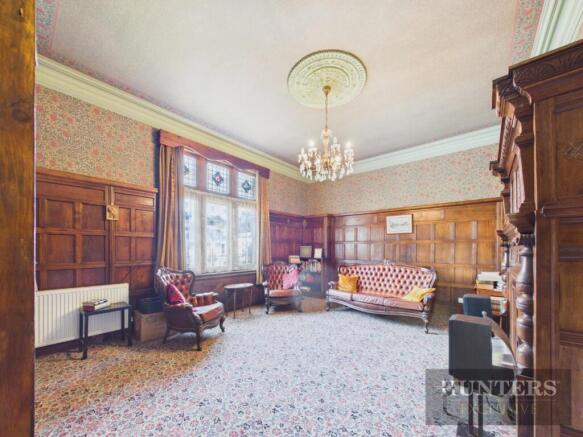 8 bed Detached for sale Image 11