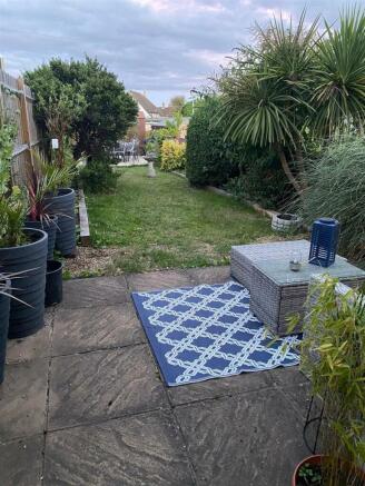 garden 2.jpg