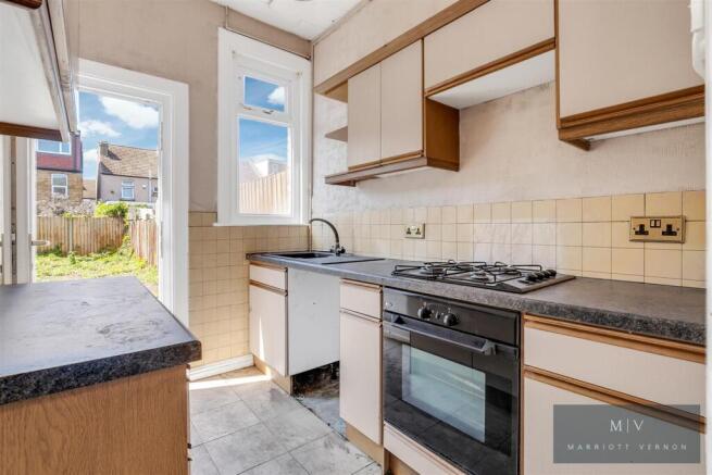 Sutherland Road 100 MV-6.jpg