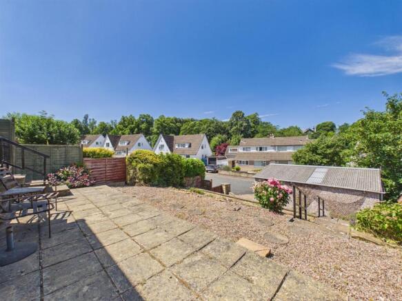 2 bed Semi-Detached Bungalow for sale Image 8