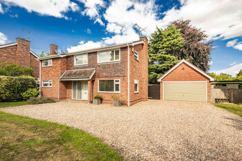 2 Orchard Coombe , Whitchurch Hill