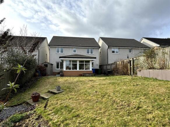 REAR GARDEN.JPG