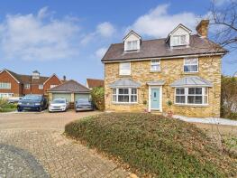17, The Pinnacles, St Marys Island, Chatham ME4 3PN