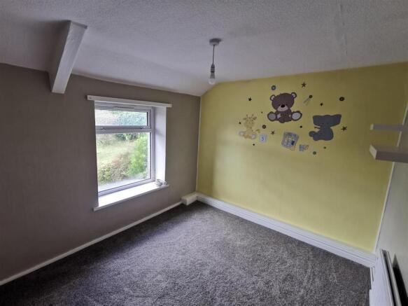 Bedroom 2.jpg