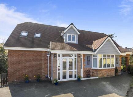 Thurrock Close, Eastbourne, BN20