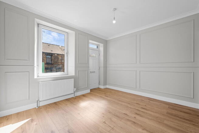 3 bed Terraced for sale Image 9