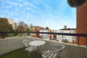 Flat 38, Ilsham House, Asheldon Road, Wellswood, Torquay TQ1 2QU