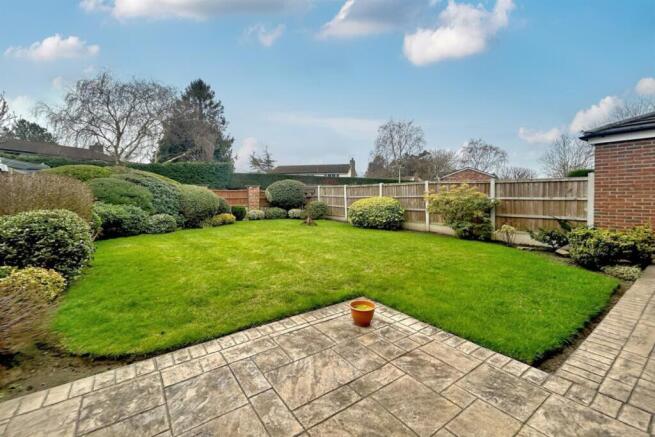 Gainsborough Close, Wilmslow, SK9 photo 3