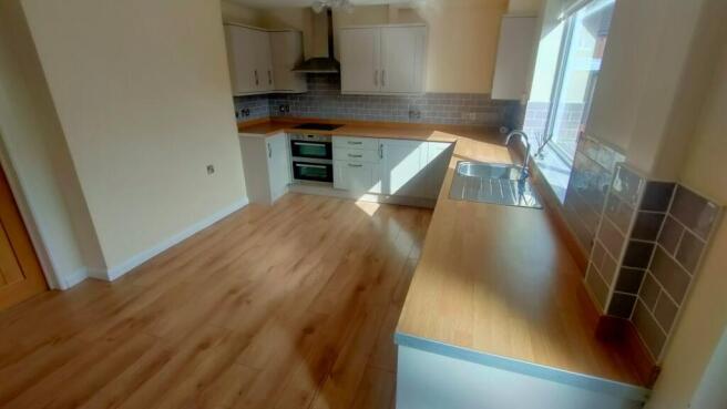 Bryn Offa, Wrexham, LL13 photo 4