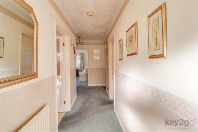 3 bed Detached Bungalow for sale Image 10