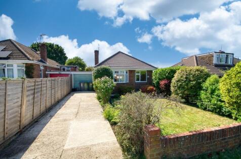 Charmwen Crescent, West End, Hampshire