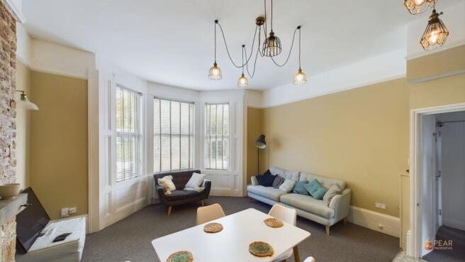 Kitchen/Living Area