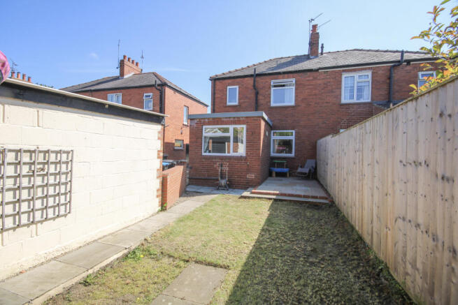 3 bed House to rent Image 11
