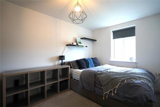 4 bed Semi-Detached for sale Image 12