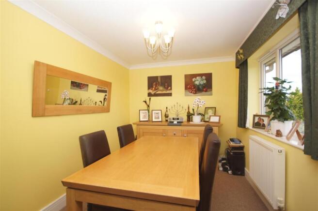 Dining Room.JPG