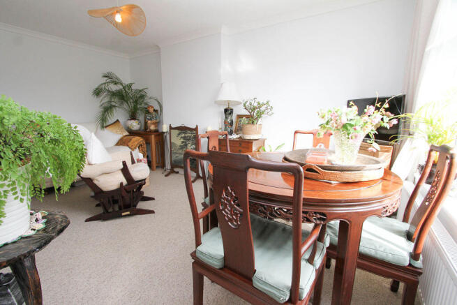 Lounge/Diner