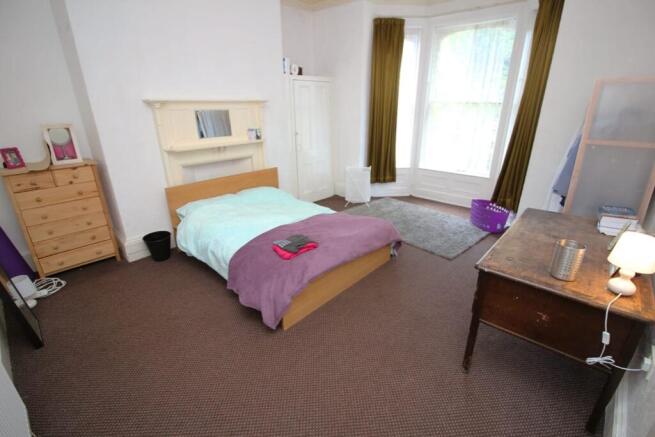 8 bed Terraced to rent Image 11