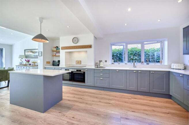 Fitted Kitchen