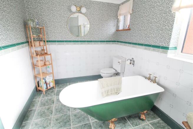 bath a.jpg