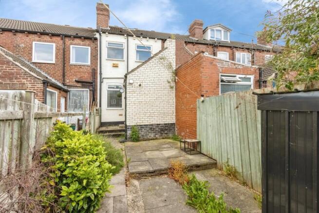 3 bed Terraced for sale Image 4