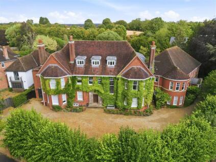 Avenue Road, Stratford-Upon-Avon