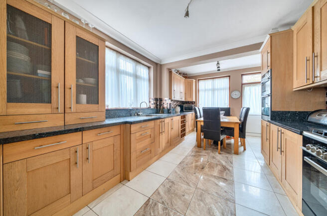 1405202-7-69790ec...