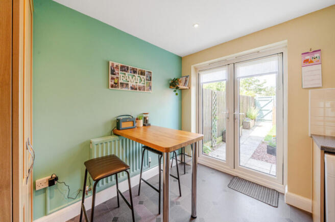 1304250-6-6842d2c...