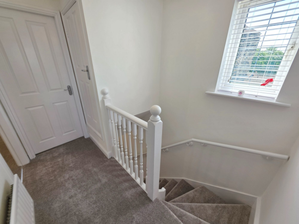 3 bed Semi-Detached for sale Image 11