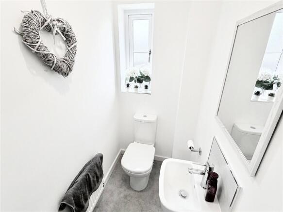 3 bed House for sale Image 7