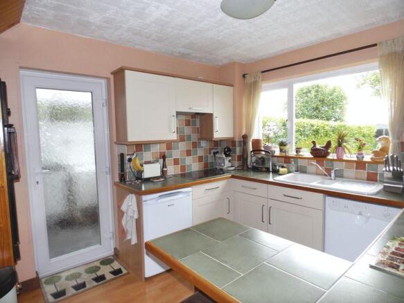 Kitchen2