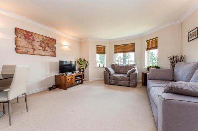 Lounge Dining Room
