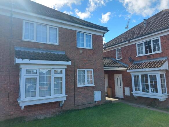 2 bedroom cluster house in Barton Hills - Availab