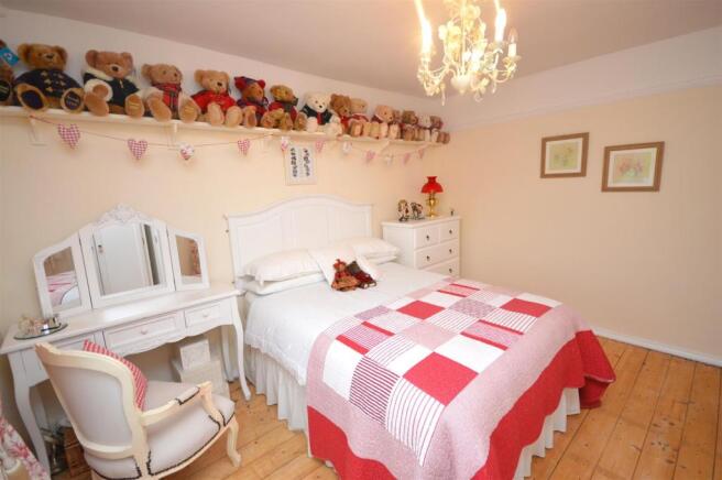 Bedroom One 2.JPG