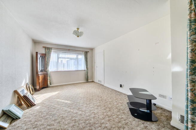 1439198-9-69de0a3...