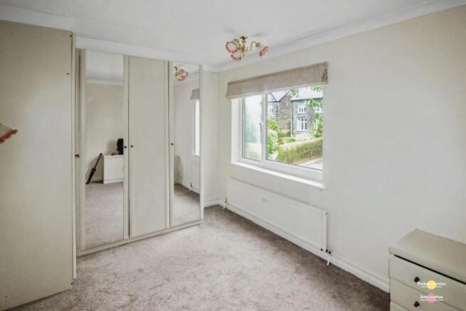 2 bed Apartment for sale Image 8
