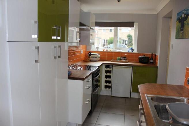 Photo 10